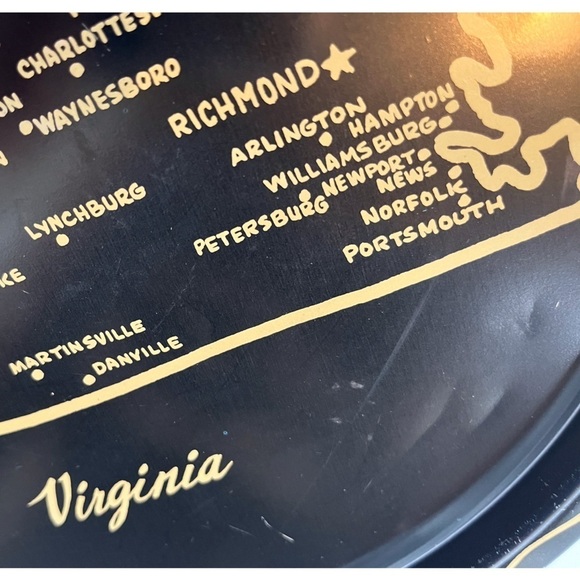 Vintage Kitschy Souvenir Metal Tray State of Virginia - Picture 6 of 9